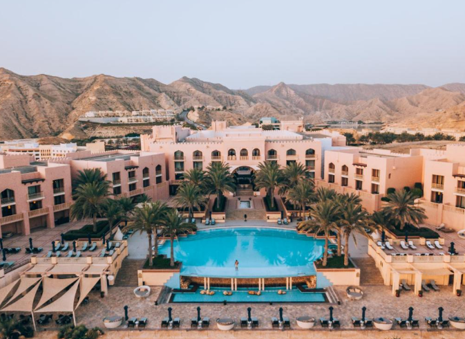 Al Husn Hotel