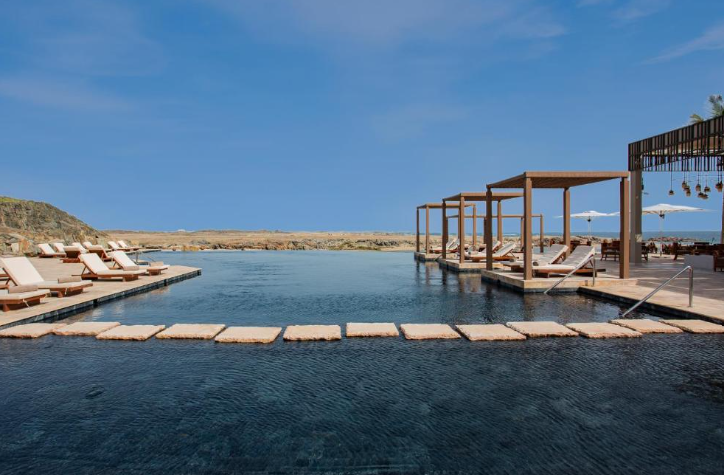 Alila Hinu Bay Resort