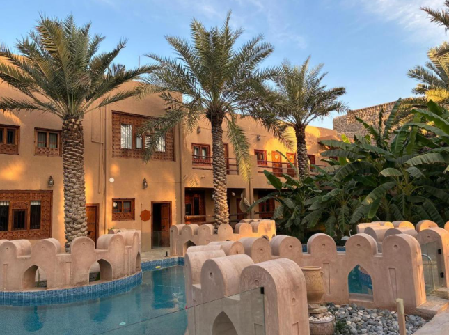 Bustan Inn
