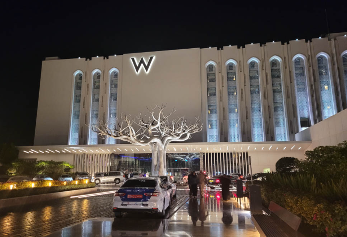 W Muscat
